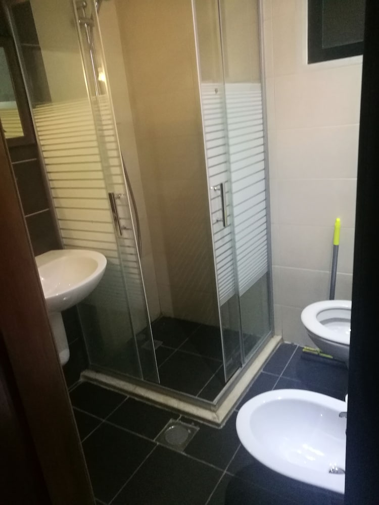 Cozy Dair Ghbar Apartments