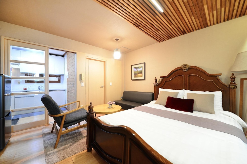 Tongyoung Mongdolhouse Pension, Tongyeong, Corea del Sud - 11