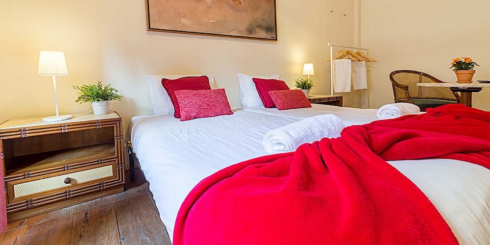 Flores 105 Guesthouse
