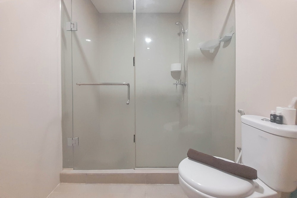 Elegant And Modern 2Br Apartment Landmark Residence Bandung