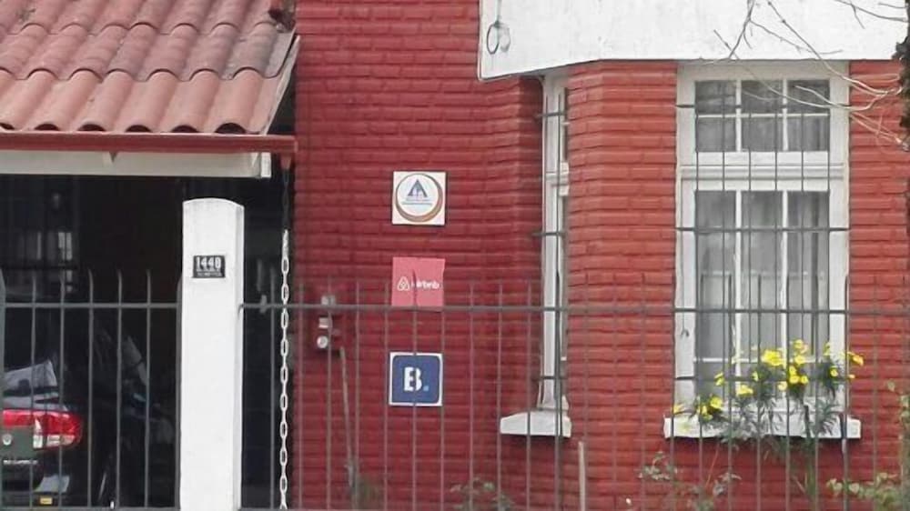 Hospedaje Almeyda B&B.