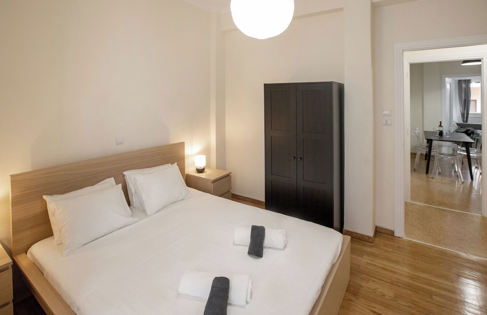 Modern Rental with Cozy Charm by GHH