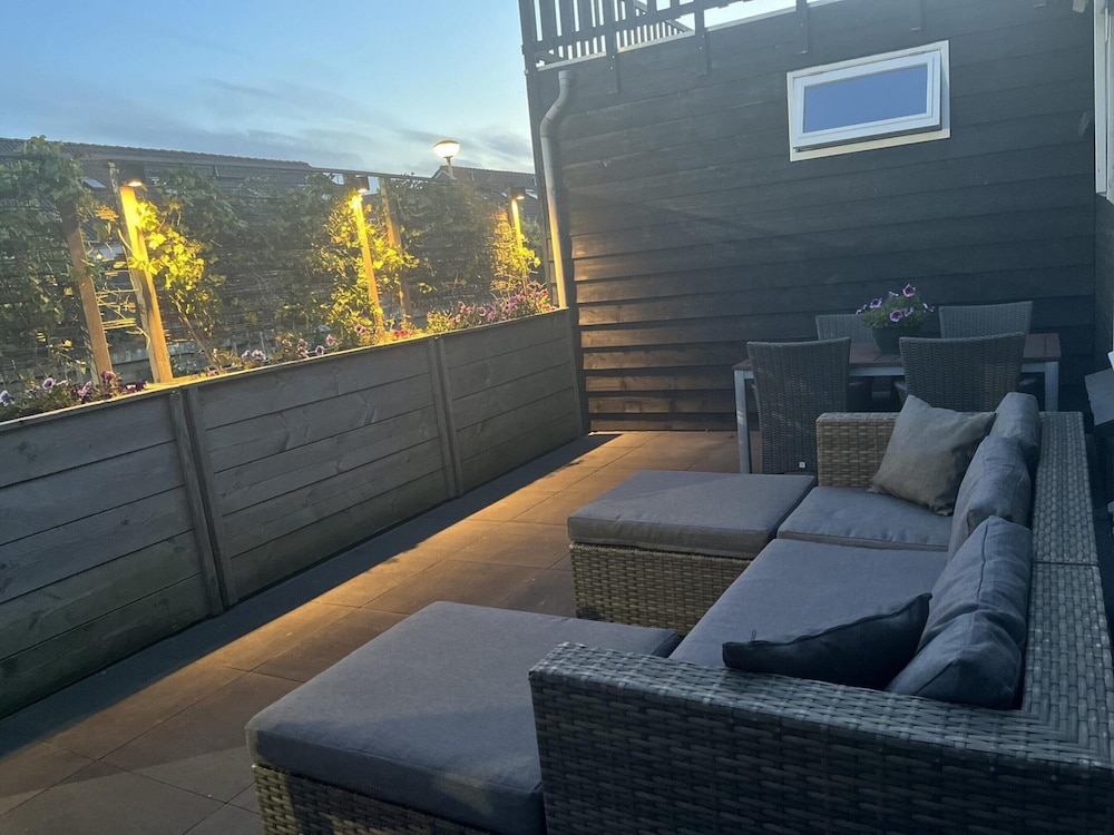 Holiday Home Near Dunes, Beach, sea