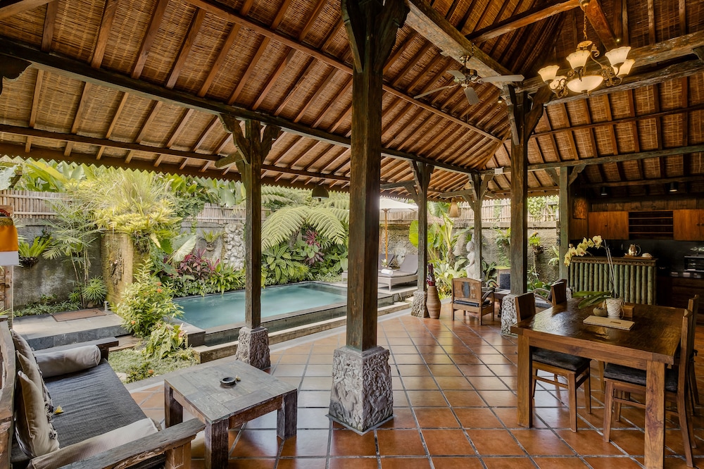 Roshan Ubud Villa view 3
