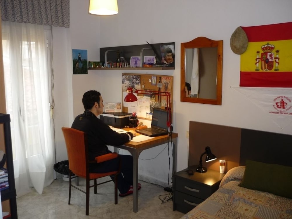 Photo 8