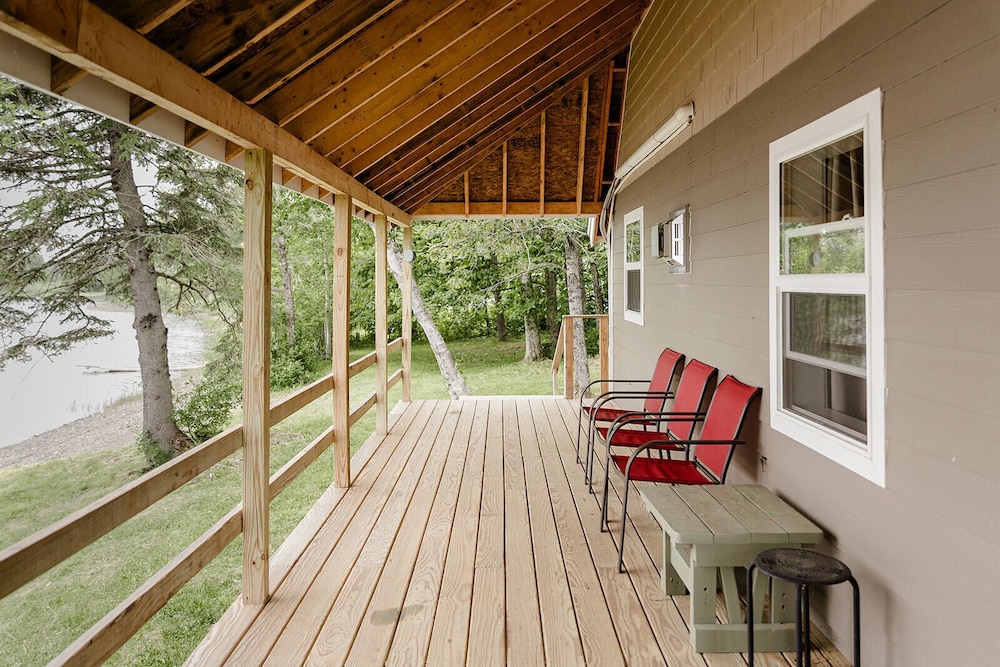 Portage Lakeside Cabins
