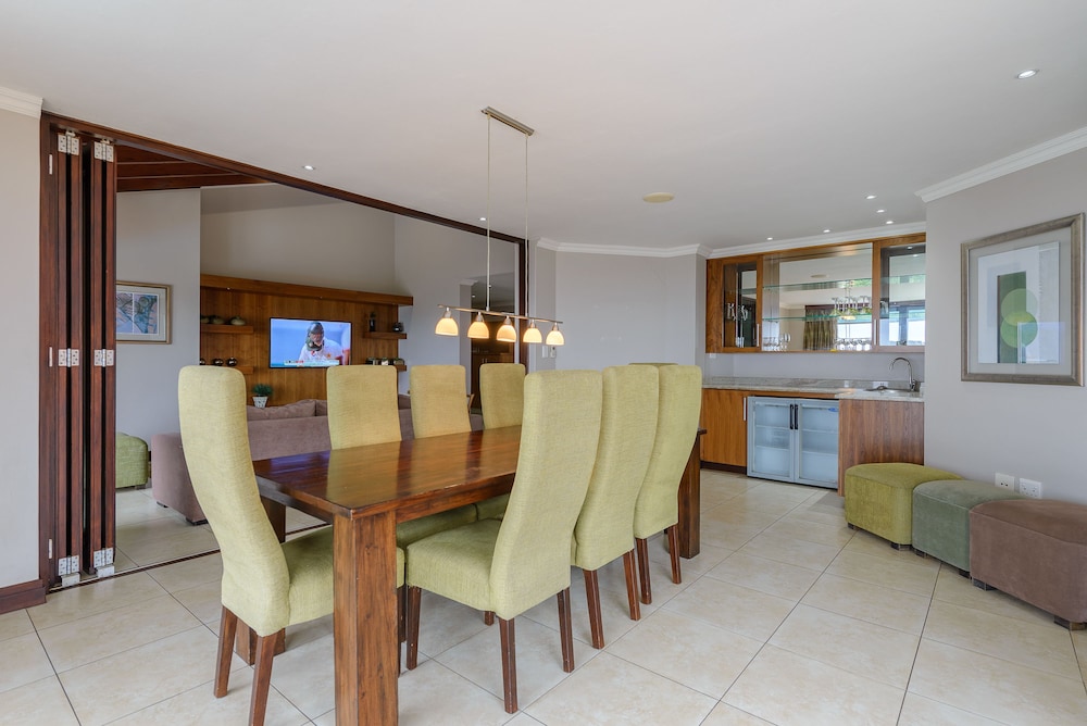 San Lameer Villa Rentals 14328