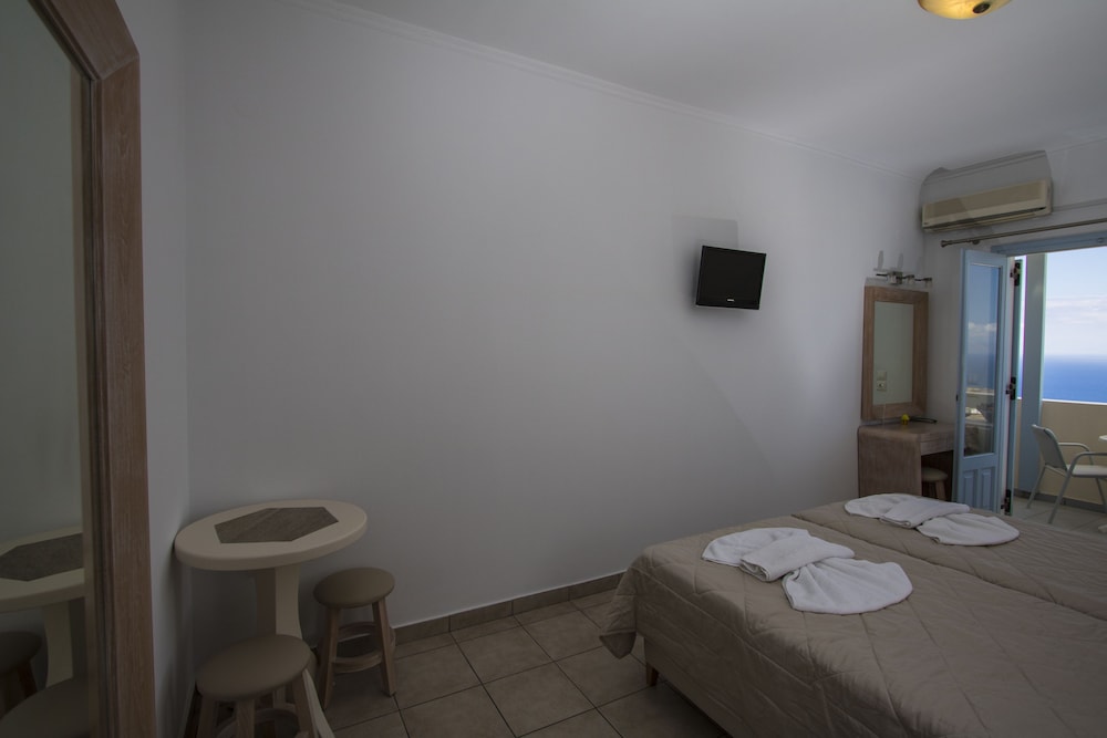 Erato Apartments