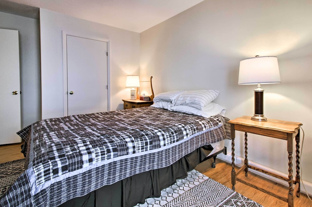 Ludlow Vacations - Ludlow Vacation Rental - Steps to Ski Lift! - Property Image 22