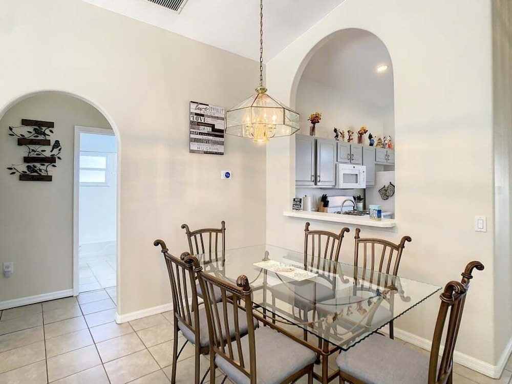 3br Pool Home In Indian Creek, Close To Disney 3 Bedroom Villa