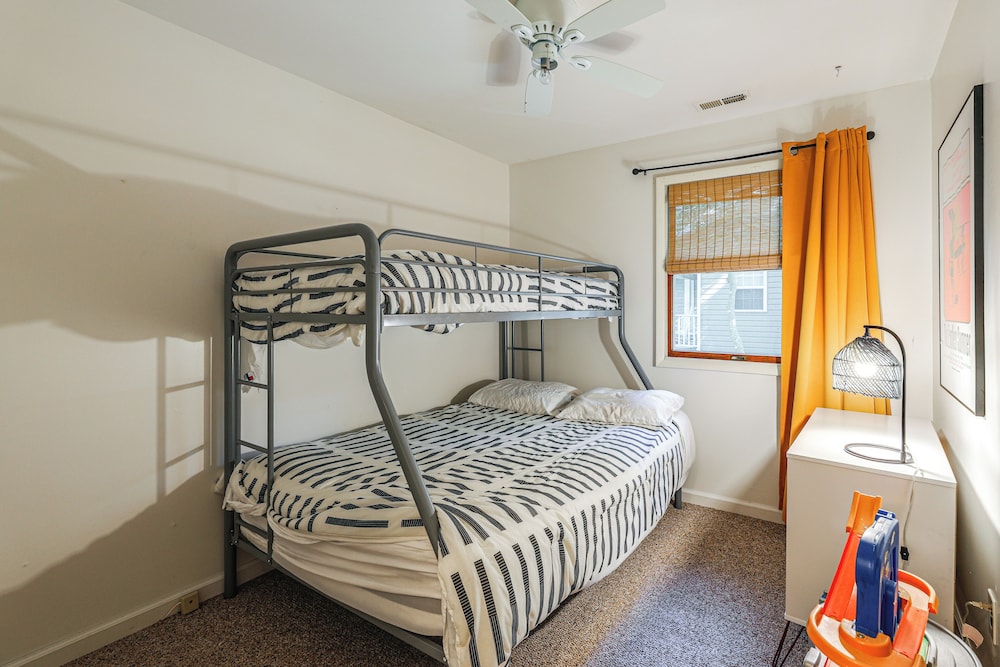 Warm & Cozy 3br-8 Mi to Ocean City!