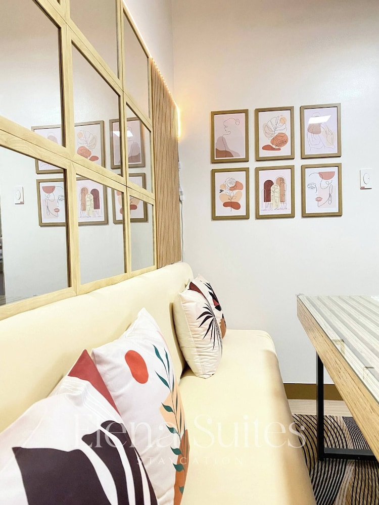 Aesthetic Cozy Stay With Ps4, Netflix & Coffee Nook - Elena Suites Staycation