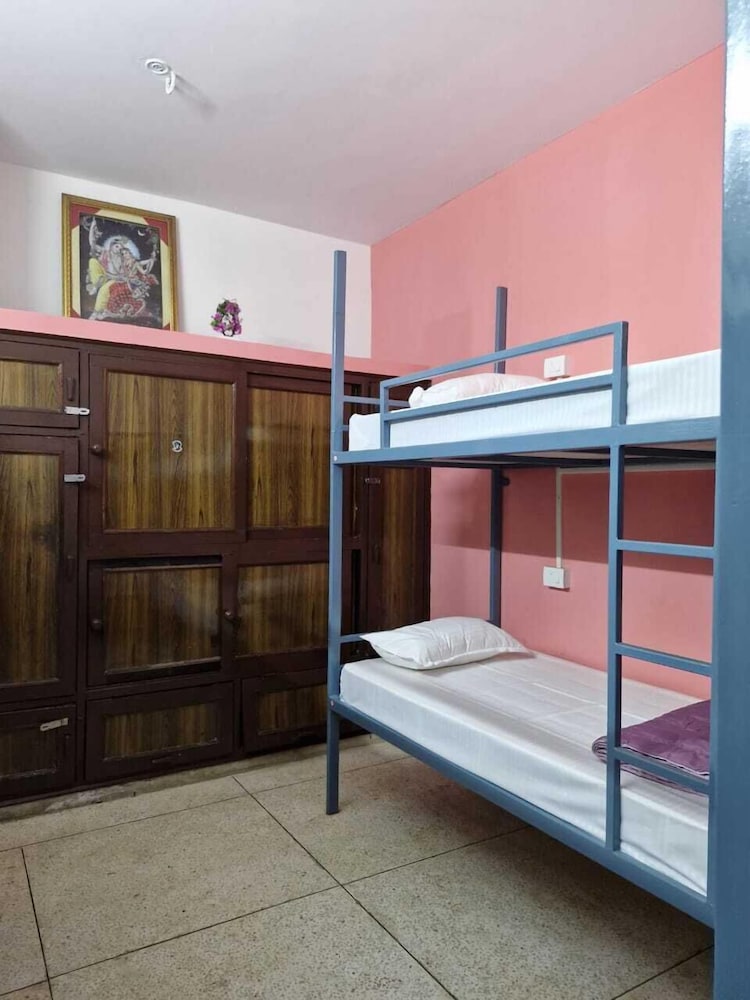 TNC Lucknow by The Nomad Cave Hostel