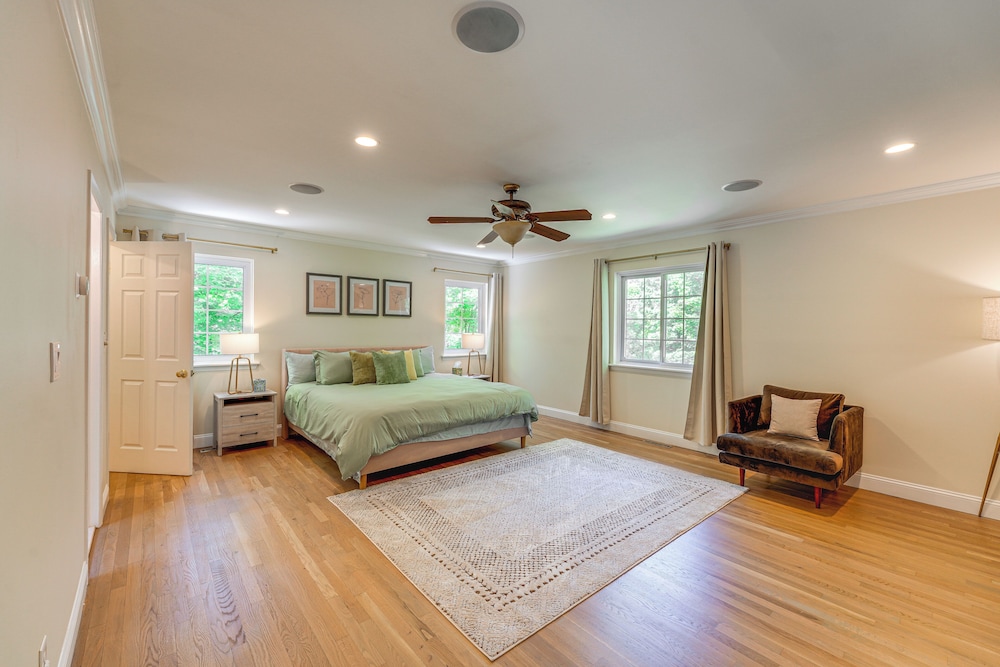 Ossining Vacation Rental Near River, Trails & Mta! view 3