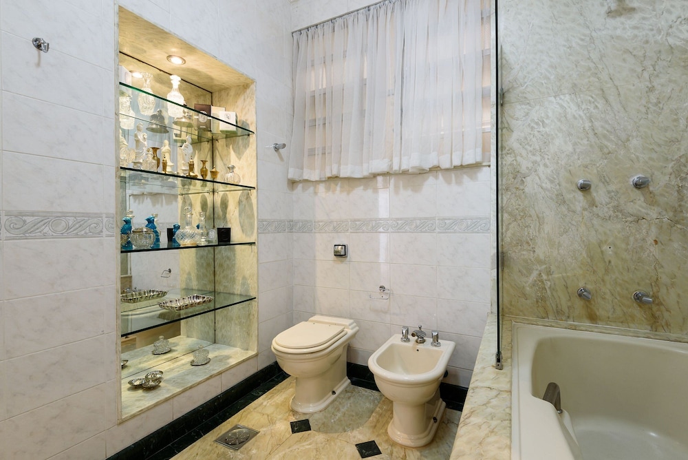 Classic 4-bedrooms by the Sea A 3484/301