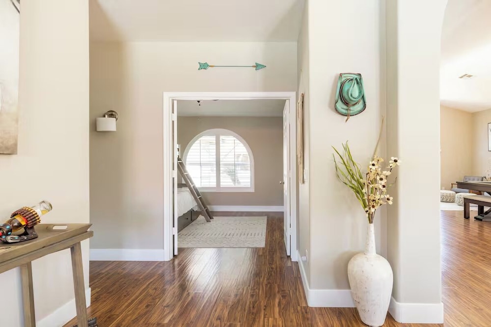 Cave Creek Gem - Heated Pool