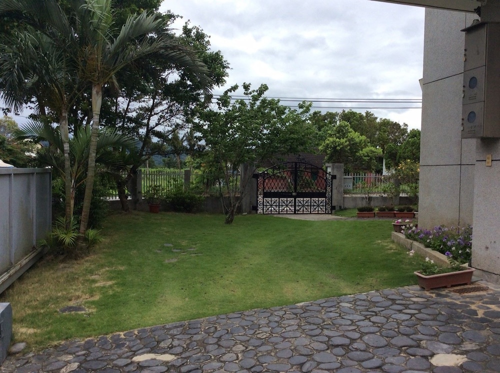 Yuan Zhong Yuan B&B