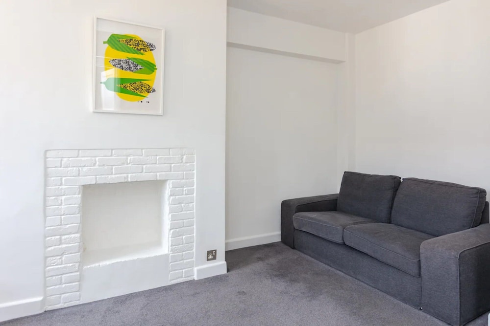 Cosy 1 Bedroom Apartment in Earlsfield, SW London