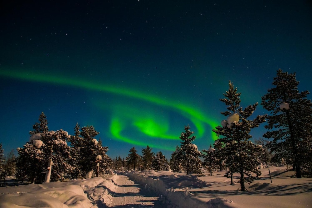 Aurora Mountain Lodge
