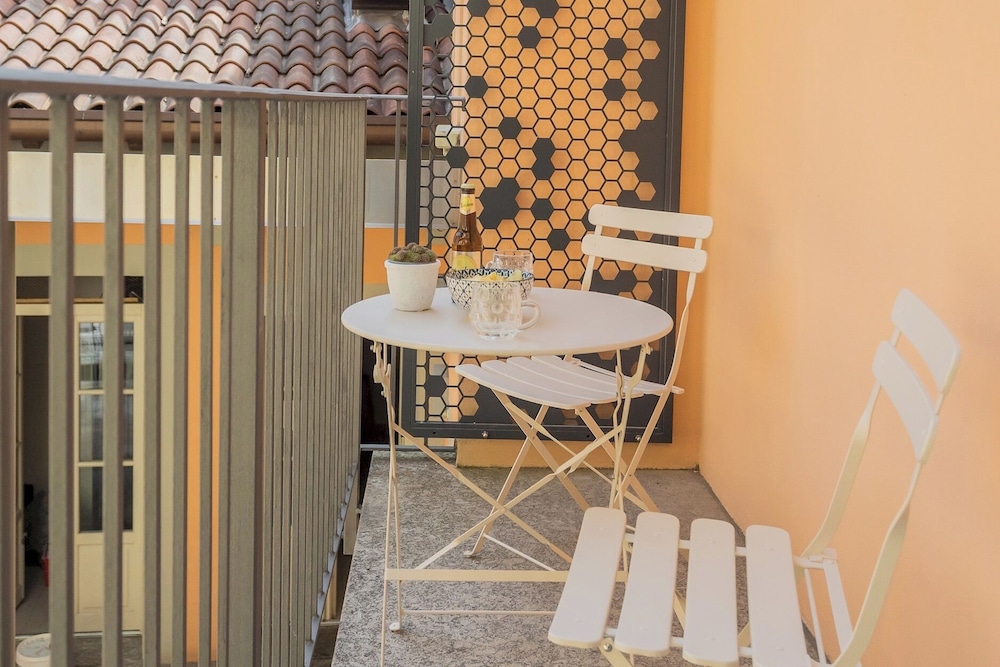 Muralto's Nest by Rent all Como