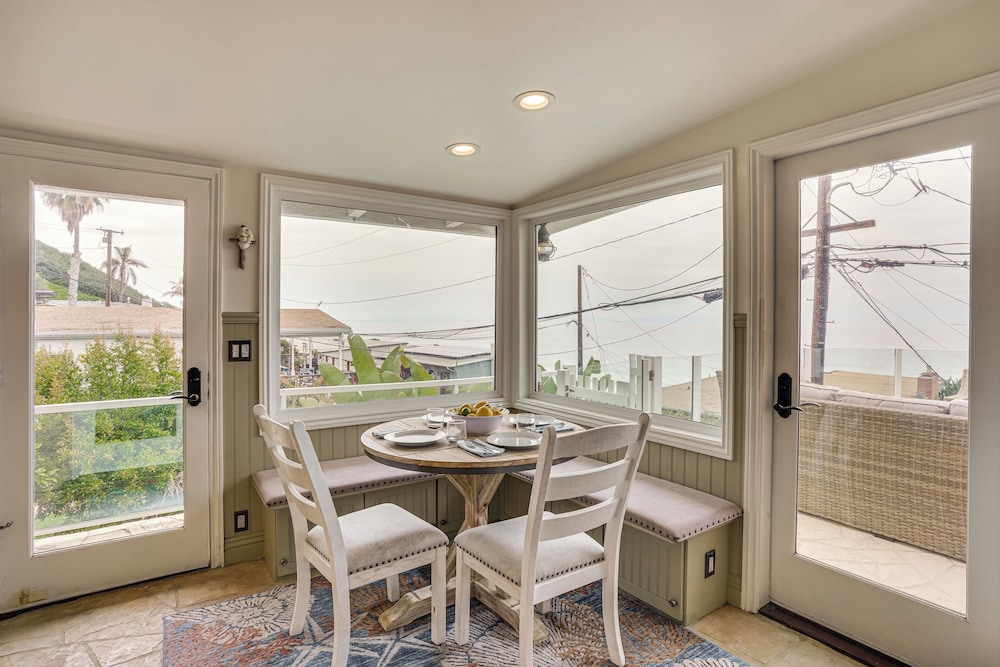Walk to Private Beach: Rancho Palos Verdes Escape!