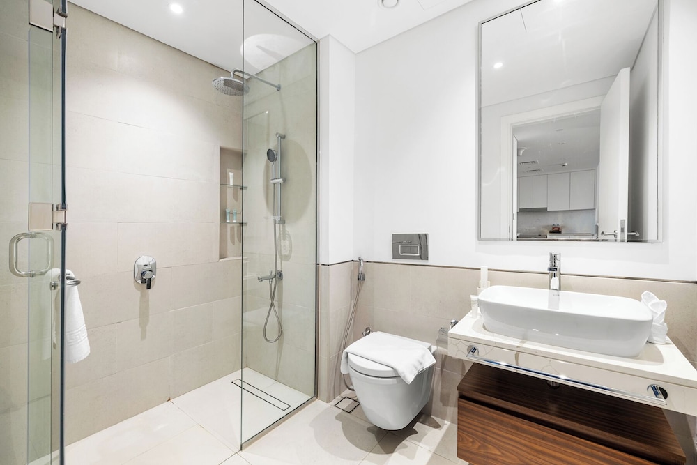 Stylish 1BR with Burj Al Arab View