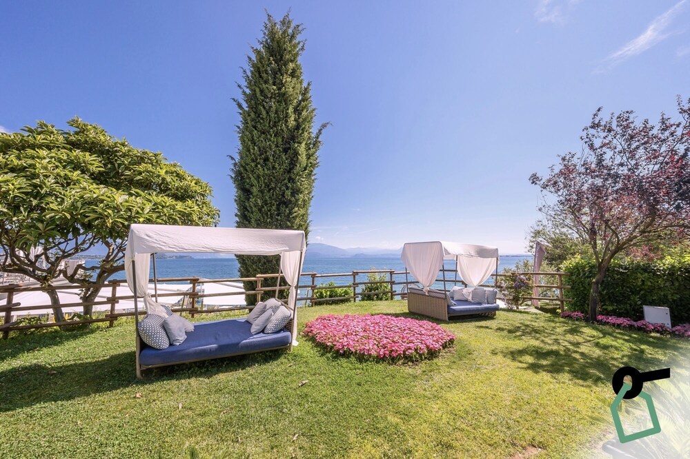 HOTIDAY Apartments Desenzano