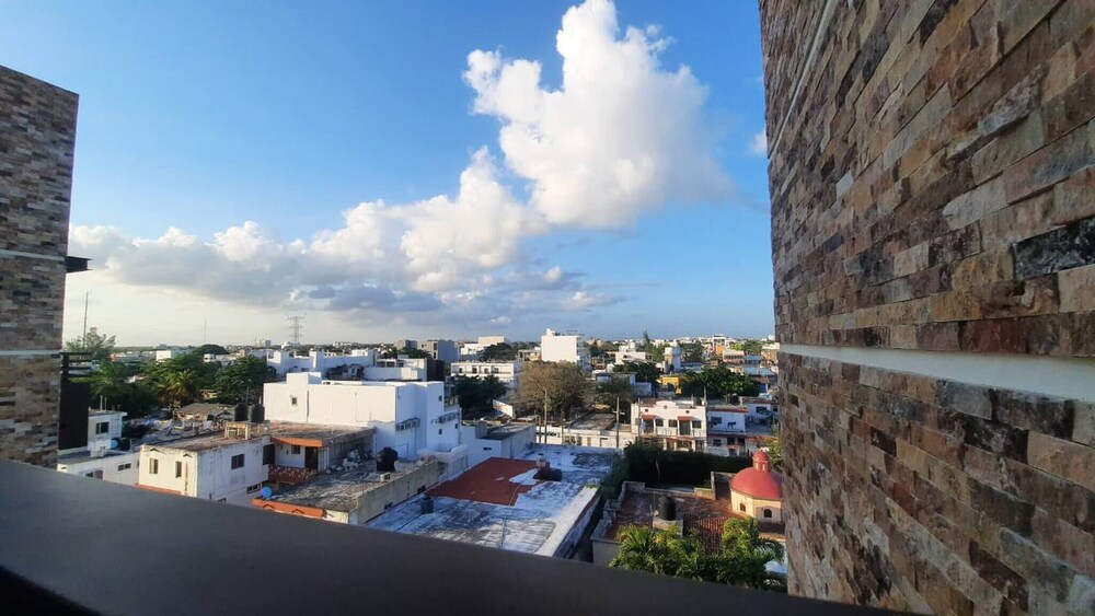 Luxurious Condo Studio 5 Minutes Beach view 5