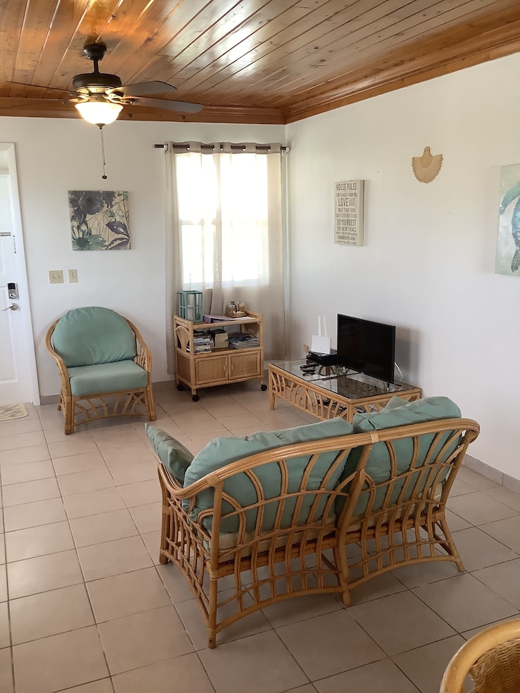 Tropical View Villa - Property Image 7