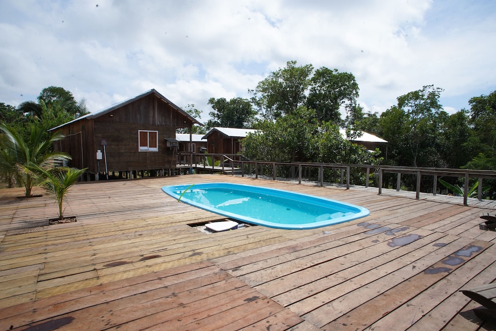 Amazon Boto Lodge