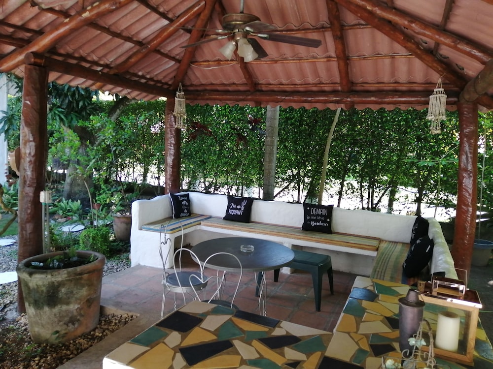 Villa Botero By Casa Mojito B&B