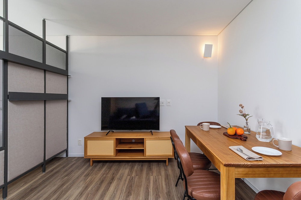 Ayra Pinheiros - Apartamentos com vista incrível para São Paulo ao lado da Rebouças e Faria Lima