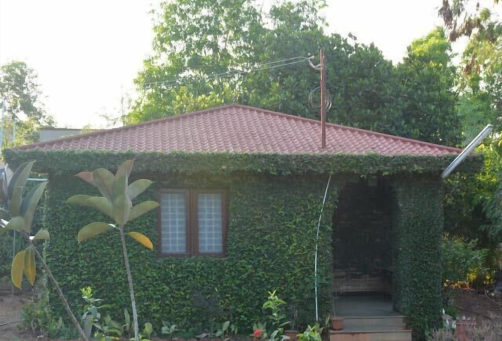 Zip Raashi Farm
