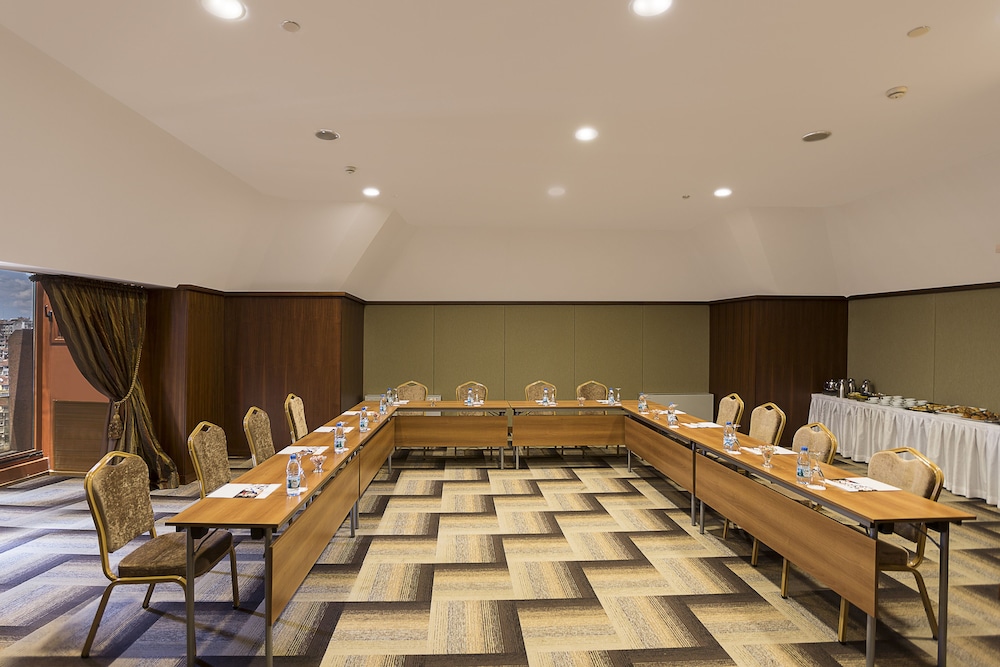 Taxim Express - Image 22