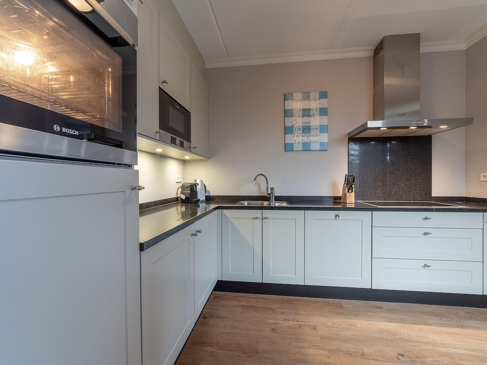 Holiday Home in Colijnsplaat by the Lake view 5