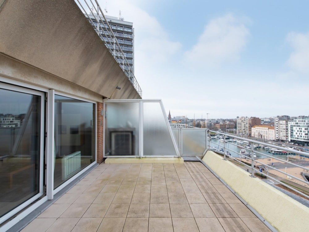 Beautiful Apartment With a View of the Marina