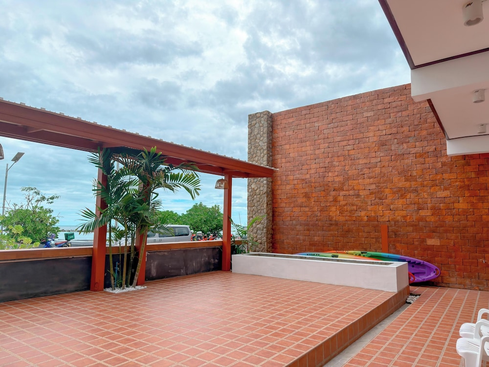 ClayHouse SAMUI Boutique Hotel