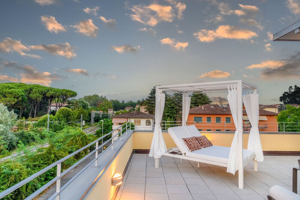 Luce Terrace Penthouse