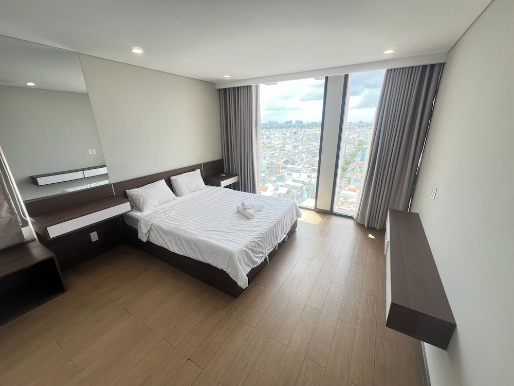 Luxury The Goldview Apartment - Saigon Center Riverside