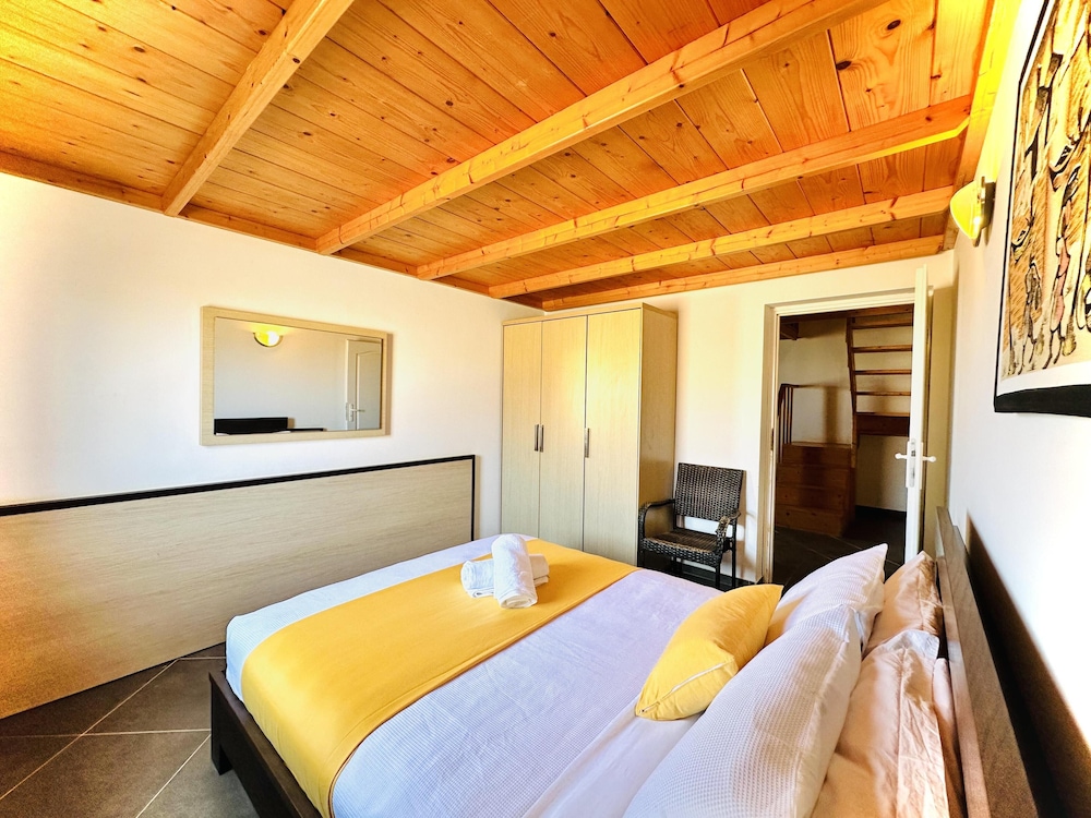 Sunset Haven Penthouse in Sal, Santa Maria
