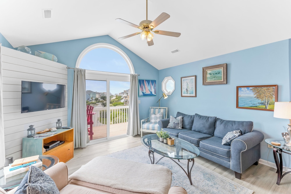 Lowe Tide by Topsail Realty