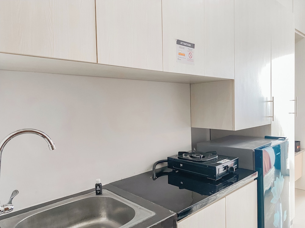 Enjoy and Cozy Living Studio Transpark Juanda Bekasi Timur Apartment