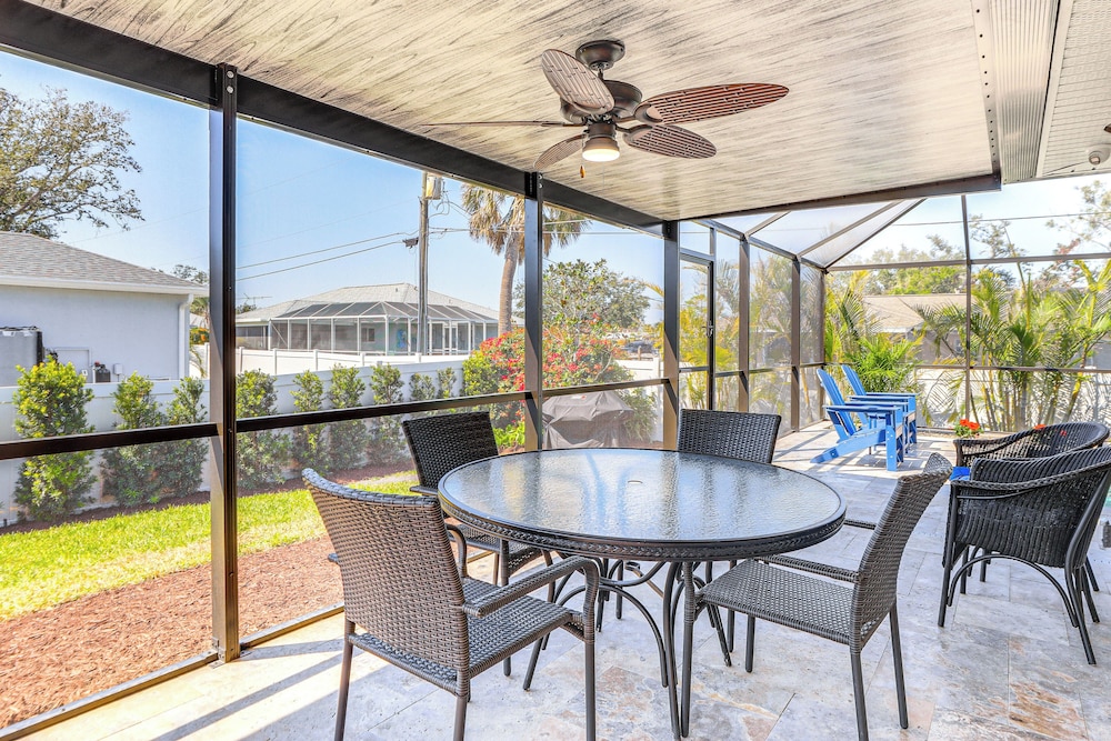 Beautiful Venice Getaway, 4 Mi to Manasota Beach!