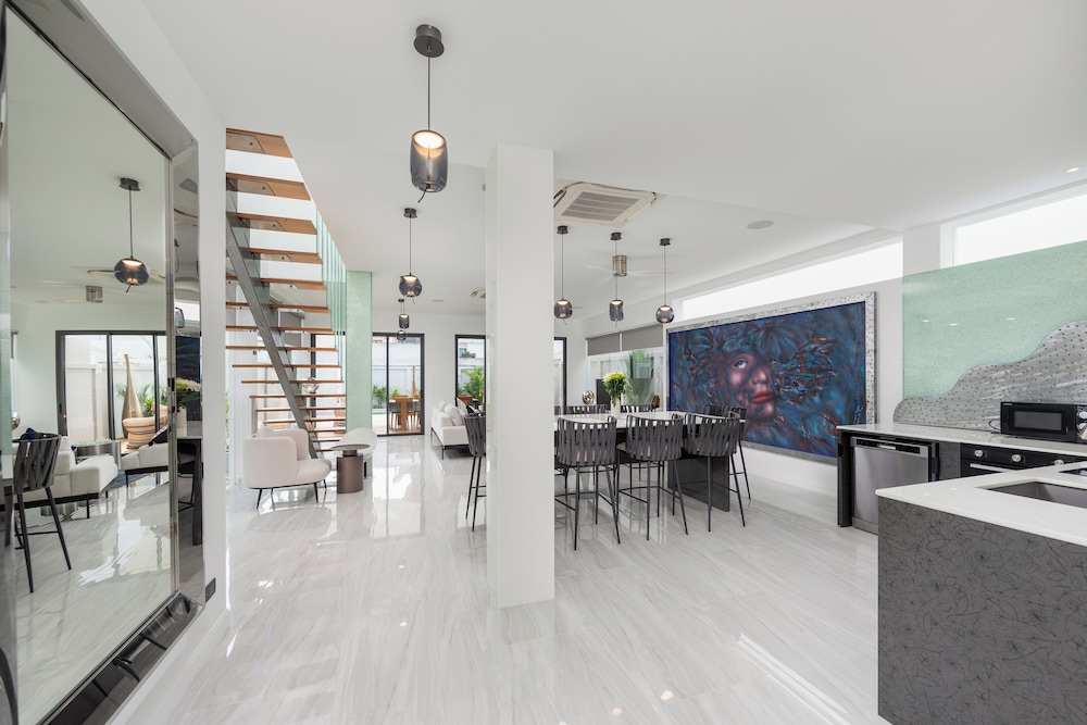Villa Satori by Tropiclook