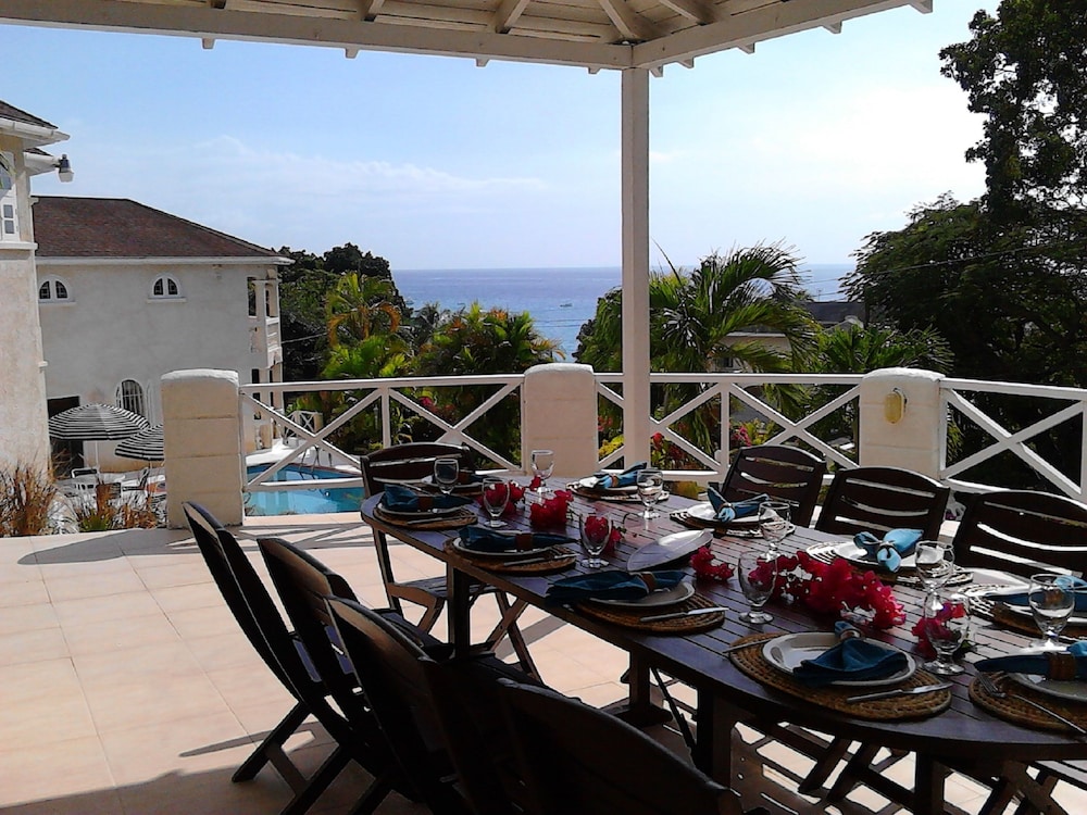 Sea Symphony Villa