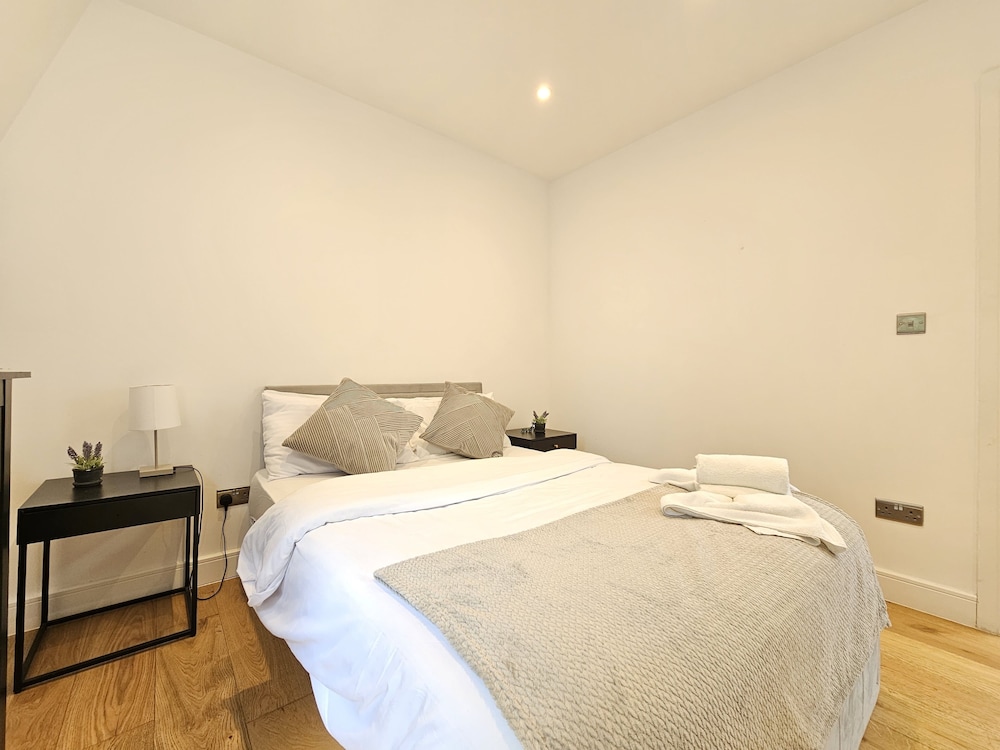 2 Bed Apartment in Southwark