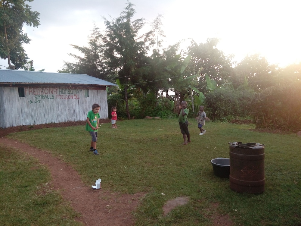 Photo 25