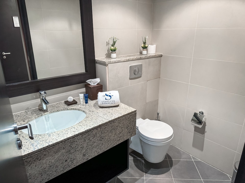 Resort Apartments - Royal Amwaj North