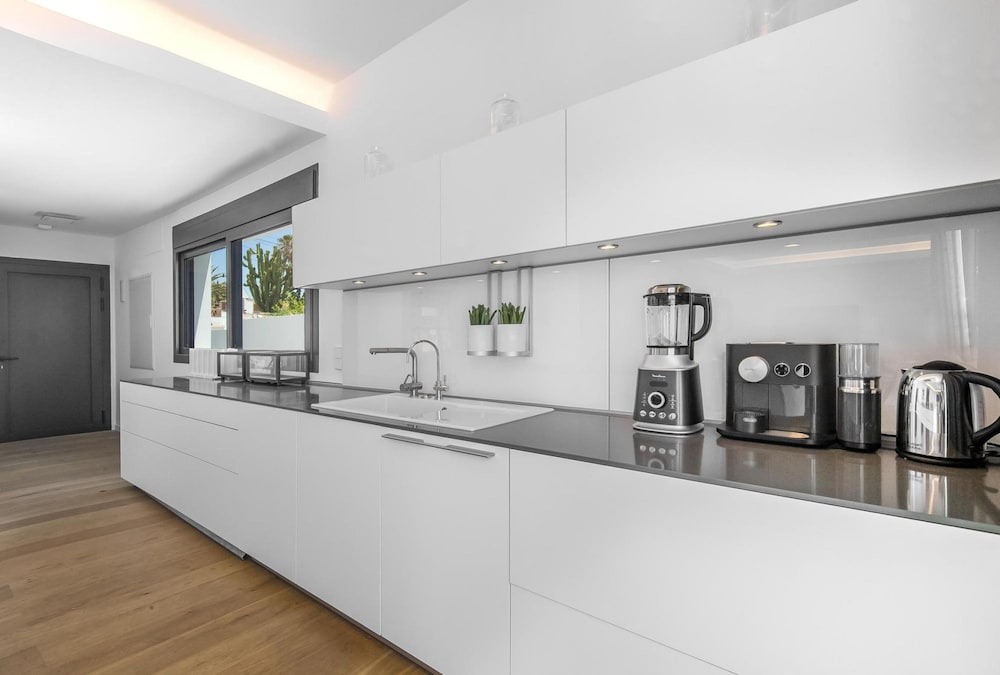 Villa Frontline Beach Costabella - Marbella