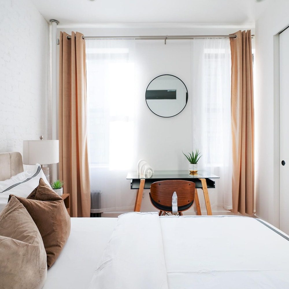 1288-5fs New Renovated 2 Bedrooms in UES